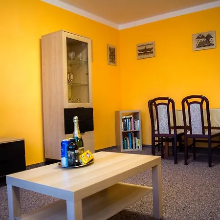 Cely Byt Blizko Centra Ostravy Appartamento *